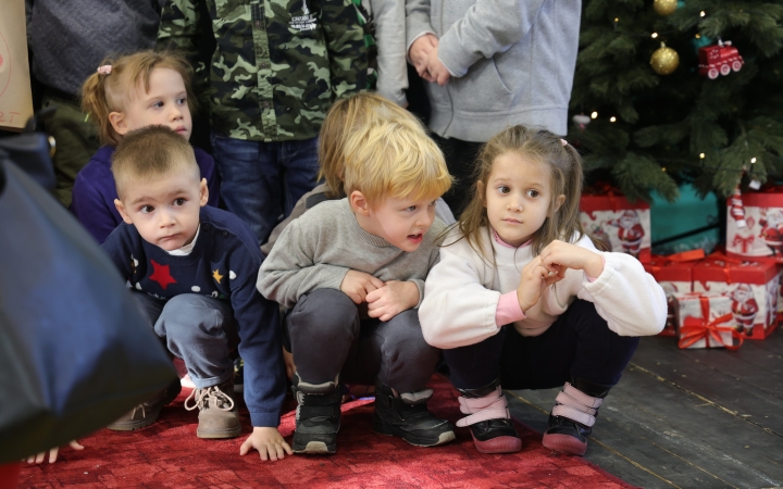 Joulupukki a Béke városrészben - fotó: 