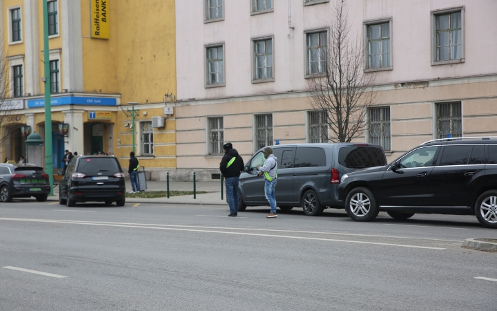 Rendőrségi akció a belvárosban  - fotó: 