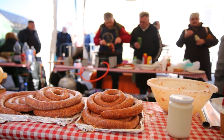 Sülve, főve, együtt – pillanatképek a kolbászfesztiválról - fotó: 