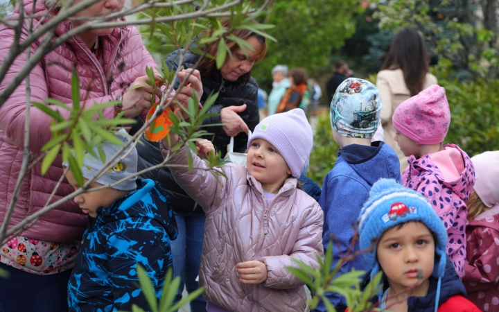 Húsvéti pompában a Városháza tér (galéria) - fotó: 