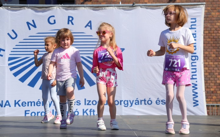 Jót, Fut a Város - Dunaújváros! (2025) - fotó: 