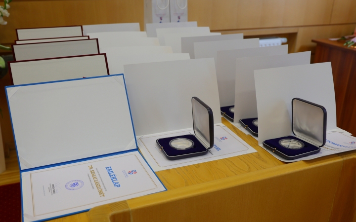 Díjátadó pedagógusoknak (2025) - fotó: 