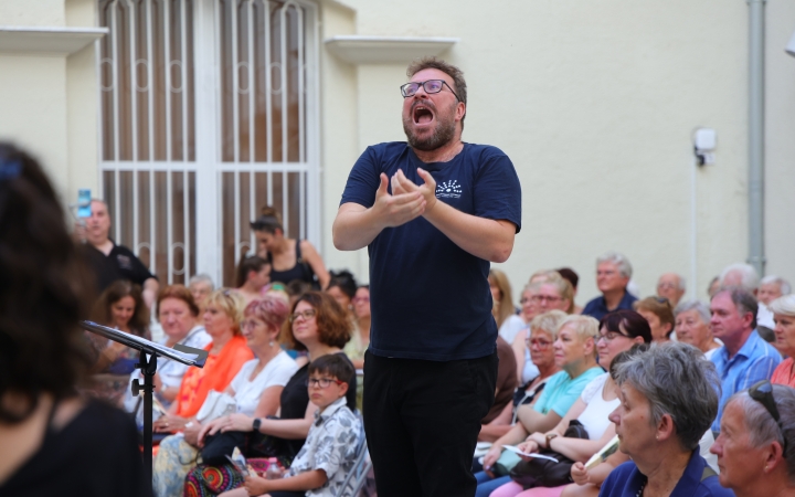 Parádés koncert a múzeumkertben - fotó: 