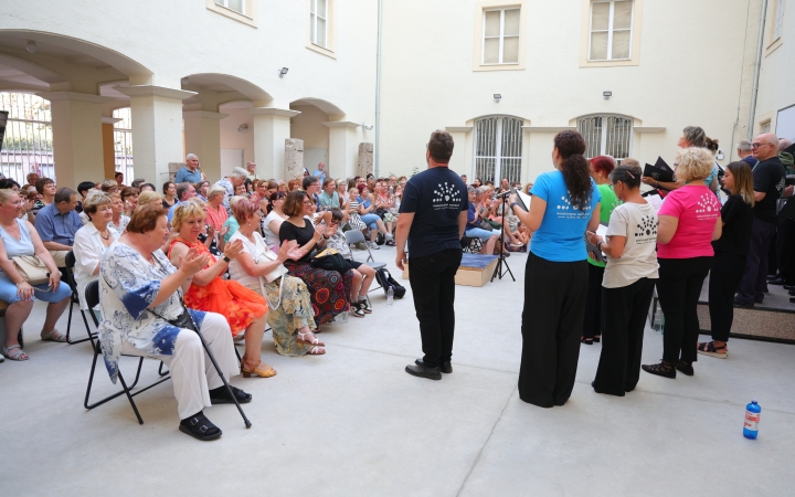 Parádés koncert a múzeumkertben - fotó: 