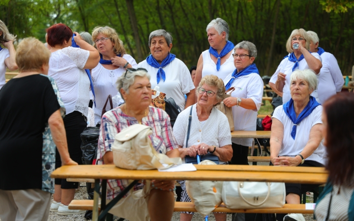 Hagyd otthon az unokád! (2025) - fotó: 