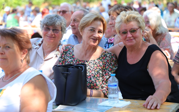 Hagyd otthon az unokád! (2025) - fotó: 