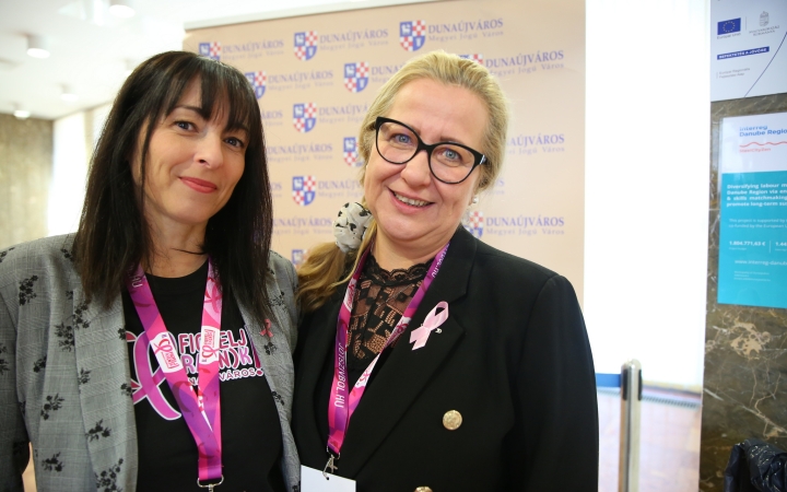 Figyelj rá(n)k! (2025) - fotó: Figyelj rá(n)k! (2025) - fotó: