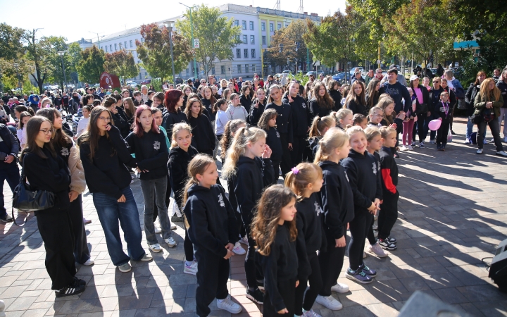 Figyelj rá(n)k! (2025) - fotó: Figyelj rá(n)k! (2025) - fotó: