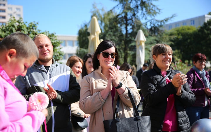 Figyelj rá(n)k! (2025) - fotó: Figyelj rá(n)k! (2025) - fotó: