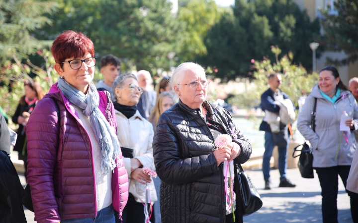 Figyelj rá(n)k! (2025) - fotó: Figyelj rá(n)k! (2025) - fotó: