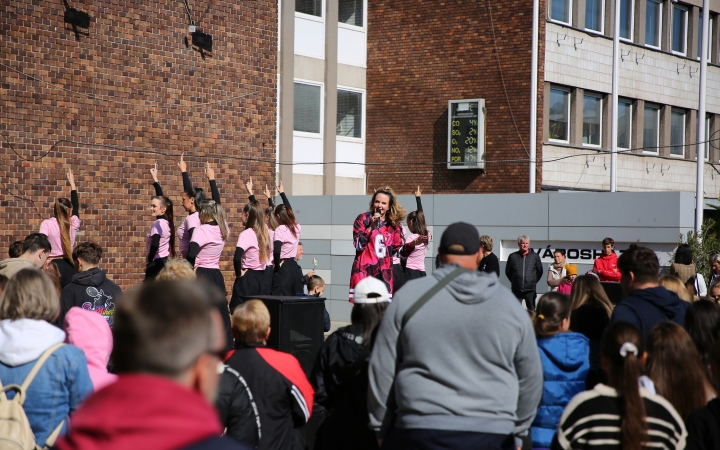 Figyelj rá(n)k! (2025) - fotó: Figyelj rá(n)k! (2025) - fotó: