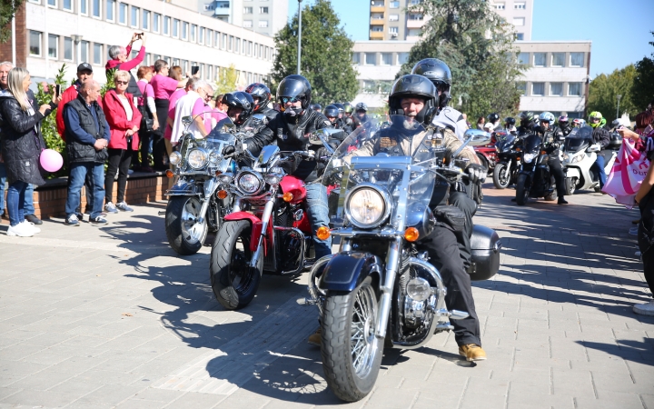 Figyelj rá(n)k! (2025) - fotó: Figyelj rá(n)k! (2025) - fotó: