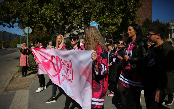 Figyelj rá(n)k! (2025) - fotó: Figyelj rá(n)k! (2025) - fotó: