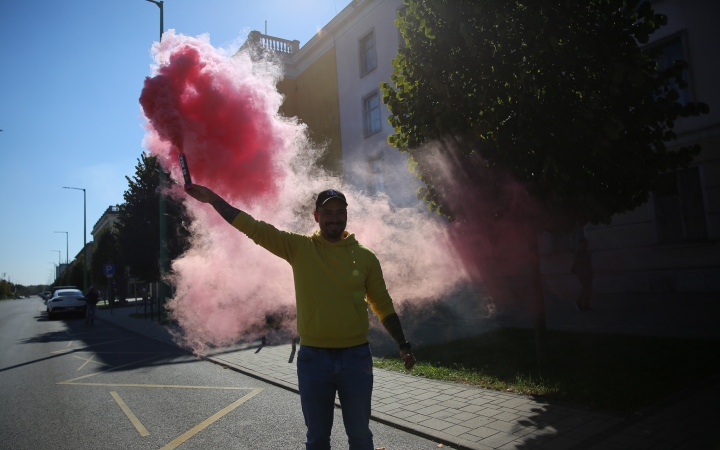 Figyelj rá(n)k! (2025) - fotó: Figyelj rá(n)k! (2025) - fotó: