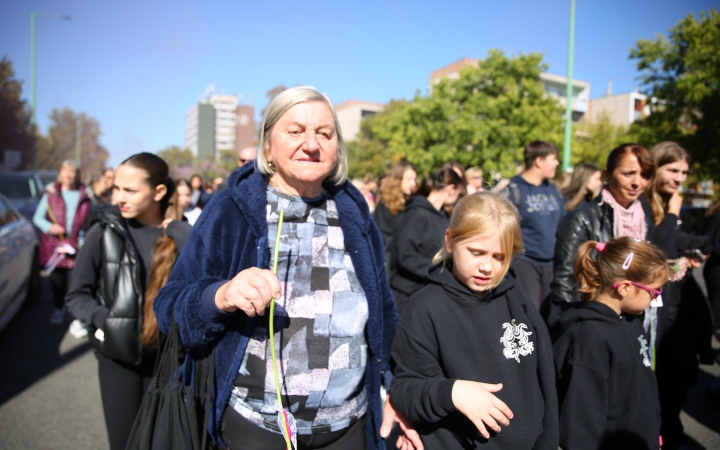 Figyelj rá(n)k! (2025) - fotó: Figyelj rá(n)k! (2025) - fotó: