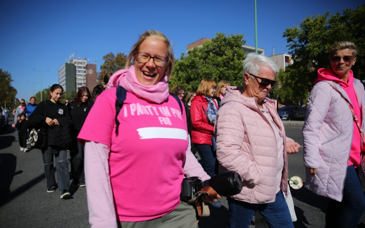 Figyelj rá(n)k! (2025) - fotó: Figyelj rá(n)k! (2025) - fotó: