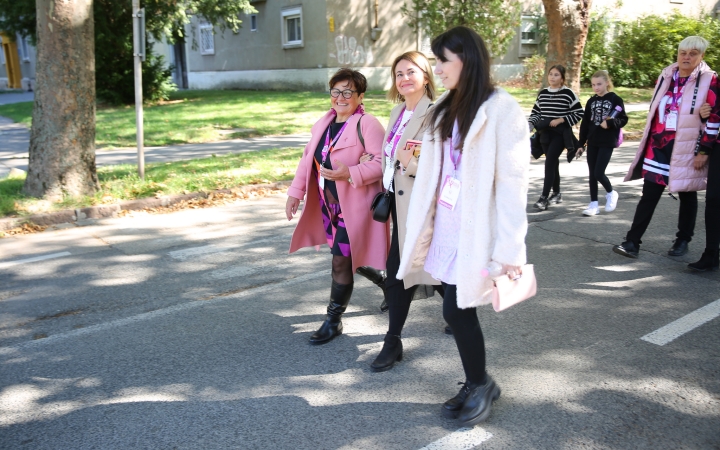 Figyelj rá(n)k! (2025) - fotó: Figyelj rá(n)k! (2025) - fotó: