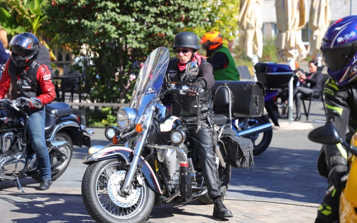 Figyelj rá(n)k! (2025) - fotó: Figyelj rá(n)k! (2025) - fotó: