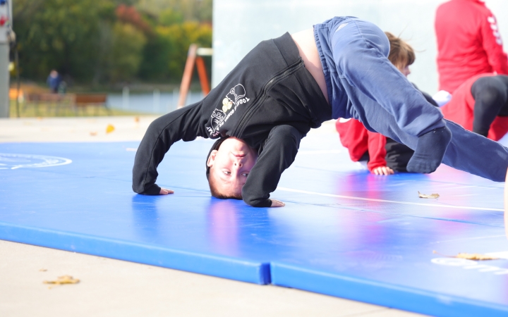 MOZD'ÚJVÁROS (2025) - fotó: 