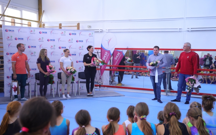 Tornászok köszöntése a világbajnokság után (2025) - fotó: 