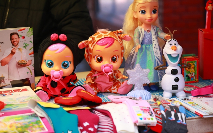 Ünnepi kínálat az évzáró ABolhapiacon - fotó: 