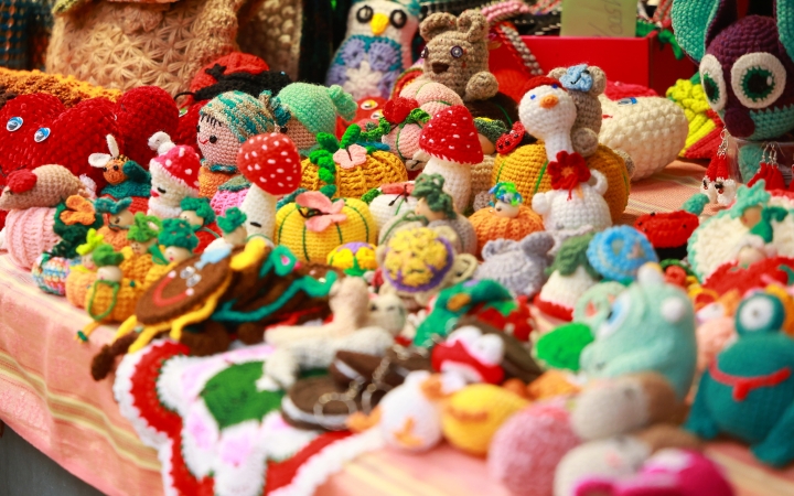 Ünnepi kínálat az évzáró ABolhapiacon - fotó: 