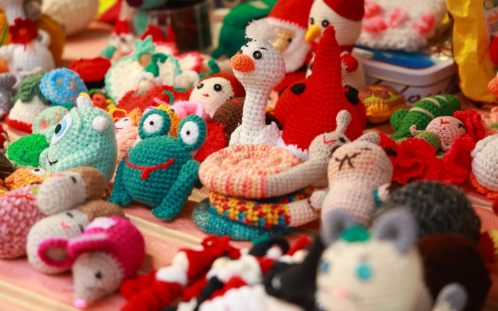 Ünnepi kínálat az évzáró ABolhapiacon - fotó: 