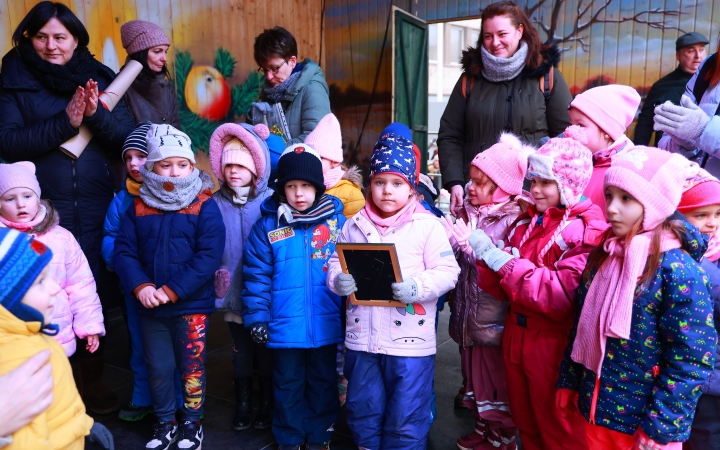 Az igazi Mikulás Dunaújvárosban - fotó: Az igazi Mikulás Dunaújvárosban - fotó: