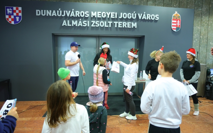 I. Családi Mikulásfutás - fotó: 