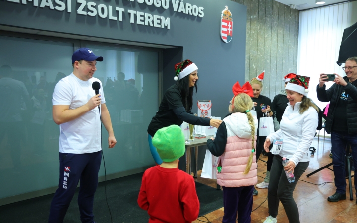 I. Családi Mikulásfutás - fotó: 