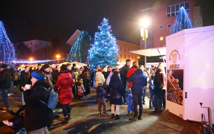 Az öröm rózsaszín gyertyája is fénylik (galéria) - fotó: 