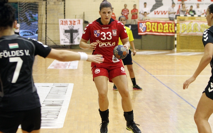 Női kézilabda - magabiztos siker itthon - fotó: Sándor Judit