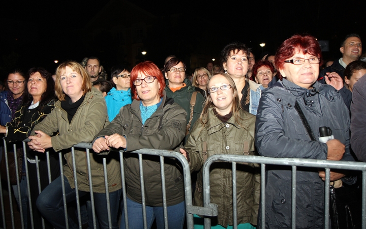 Magyarország, szeretlek! Városháza tér - szombat - fotó: Sándor Judit