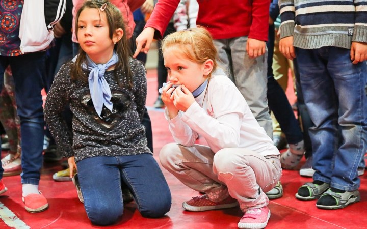 Elsősavató a Dózsa iskolában - fotó: Ónodi Zoltán