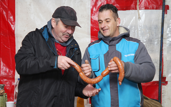 Kolbászfesztivál a Városháza téren - fotó: Sándor Judit