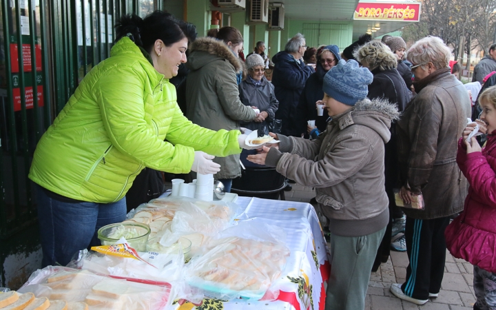 Advent első vasárnapja a Rómain - fotó: Ónodi Zoltán