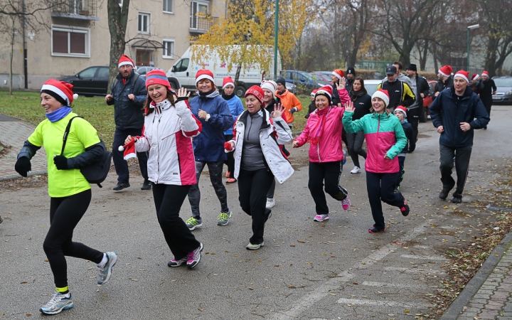 Mikulásfutás a Mentőszolgálatért - fotó: Ónodi Zoltán