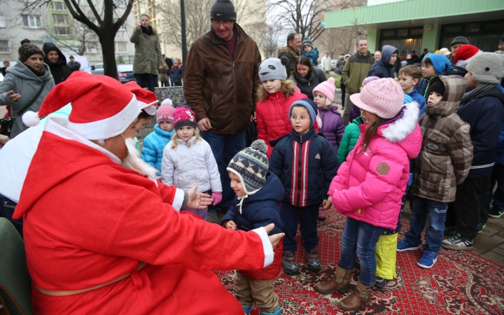 Mikulás a Római városrészi adventen - fotó: Ónodi Zoltán