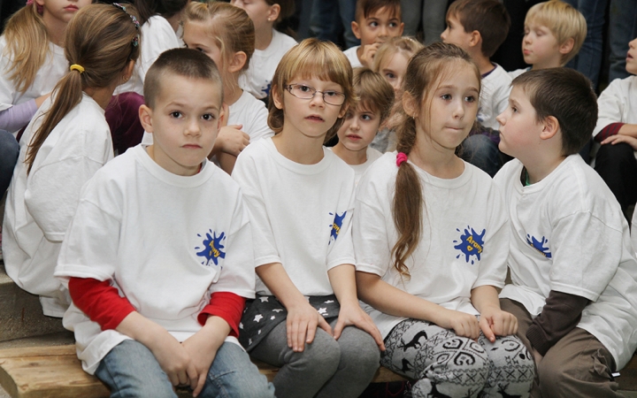 Kiállítás és díjátadó az Arany iskola rajztagozatának jubileumán - fotó: Sándor Judit