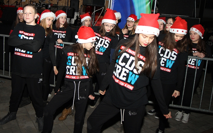 Adventi Forgatag - Nyitónap - fotó: Sándor Judit