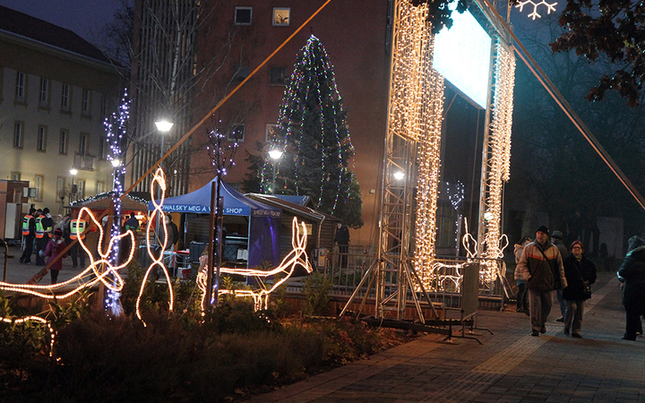 Adventi Forgatag - Néptánctalálkozó, Kowalsky meg a Vega koncert - fotó: Sándor Judit