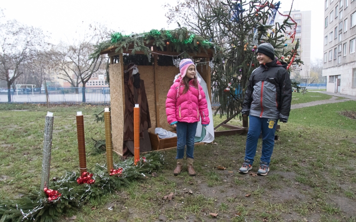 Aranyvasárnap - Advent és Ételosztás a Rómain - fotó: Ónodi Zoltán