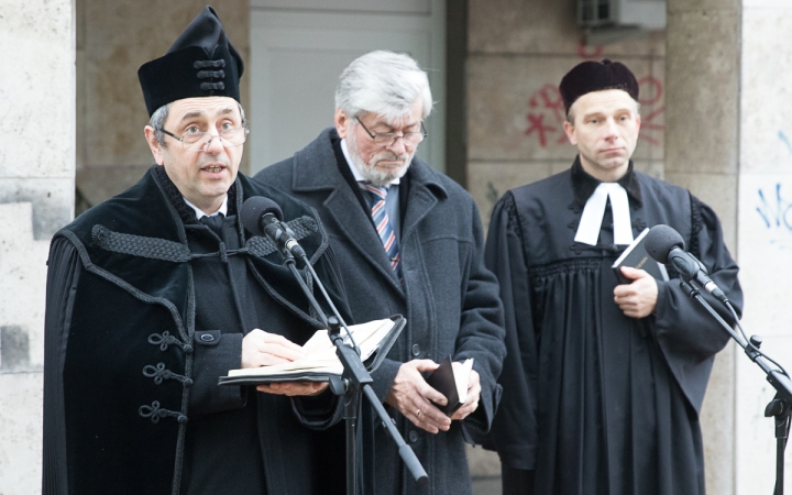 Aranyvasárnap - Advent és Ételosztás a Rómain - fotó: Ónodi Zoltán