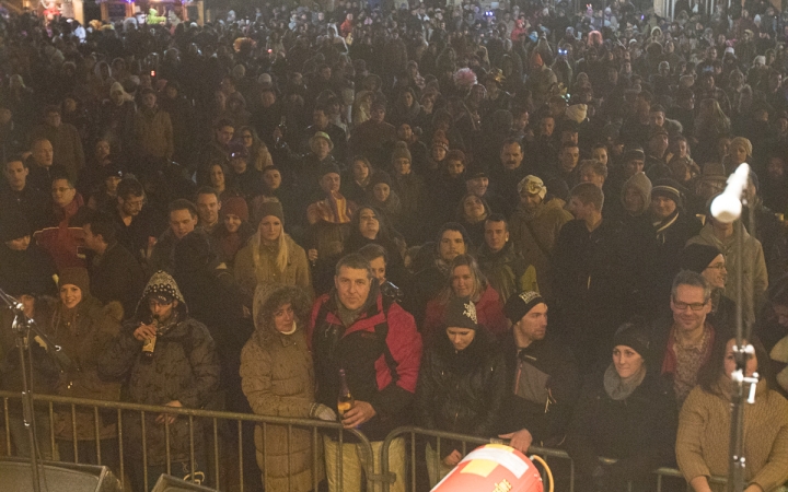 Szilveszter a Főtéren - fotó: Ónodi Zoltán