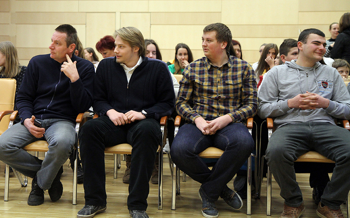 A hónap diákjainak köszöntése - fotó: Sándor Judit