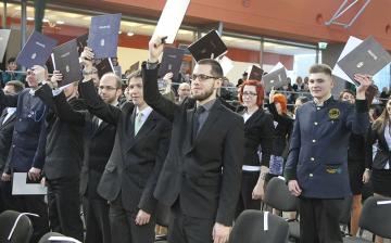 Diplomaátadó ünnepség az egyetemen - fotó: Sándor Judit