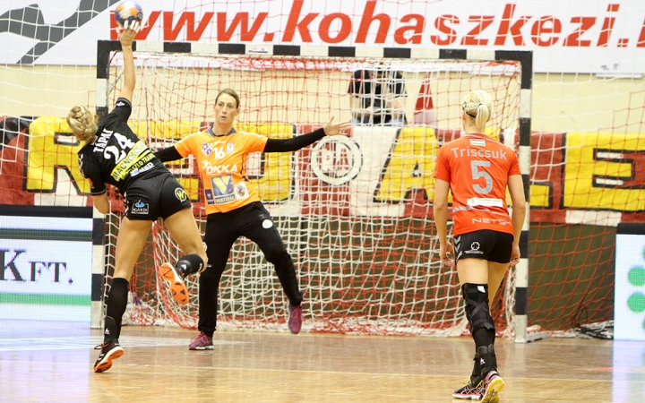 Kézilabda: DKKA – FKC 28-26 - fotó: Sándor Judit