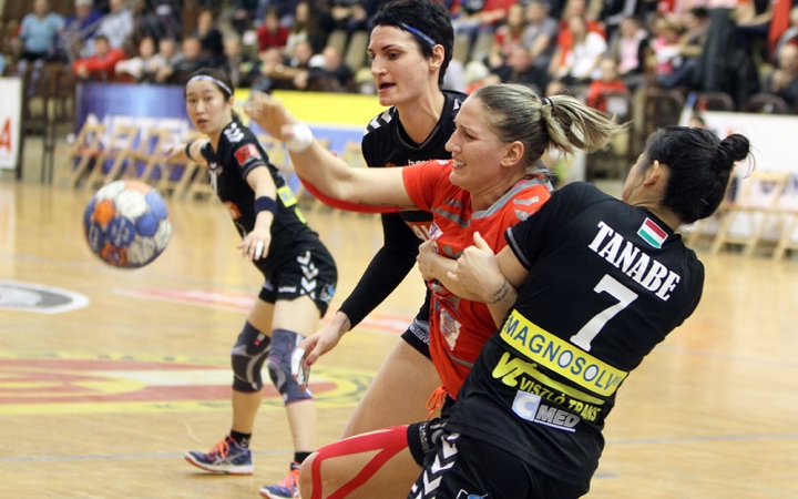 Kézilabda: DKKA – FKC 28-26 - fotó: Sándor Judit