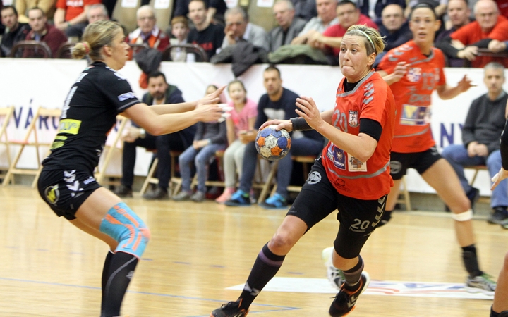 Kézilabda: DKKA – FKC 28-26 - fotó: Sándor Judit