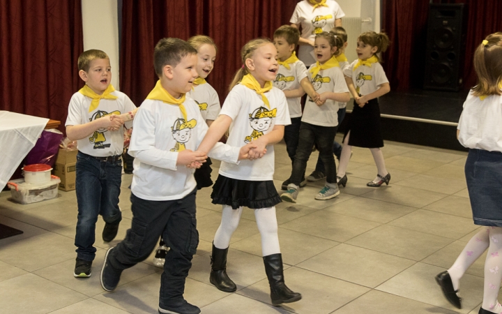 MMK Galéria: Katona Ilona üvegfestő kiállítása - fotó: Ónodi Zoltán